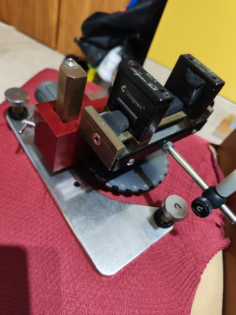 En venta
Precio 850 más portes
Barcelona 00