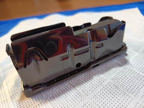 Pongo a la Venta este Cargador de Rifle totalmente nuevo sin estrenar. 

-Marca:  SAVAGE 
-Modelos: 110FC, 01