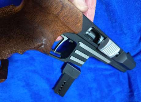 Vendo ésta magnifica Pistola PARDINI en Cal. 32 W.C.
En buenísimo estado, bien mantenida y conservada.
Yo 10