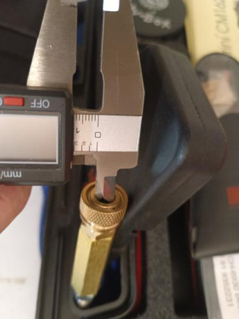 Hola, buenos días, me he decidido a comprar una pistola de este tipo y no me decido entre dos modelos 120