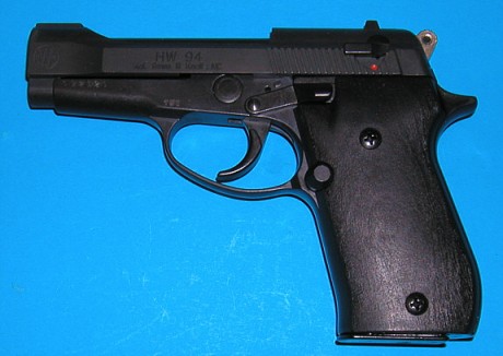 Hola, abro este post para que comenteis los detalles de esta pistola, ya que me sorprendio cuando me hablaron 00