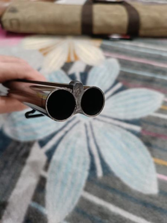 Vendo escopeta paralela corta marca Jabe del 12.

Largo total: 86 cm. sin la cantonera.
Cañones: 49'5 11