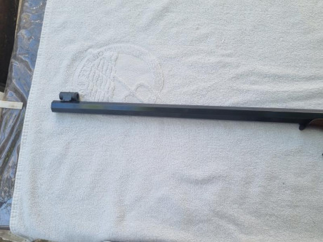 Hola se vende rifle ROLLING BLOCK DE PEDERSOLI calibre 45-70 con certificado de réplica antigua, esta 11