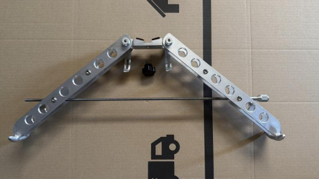 Buenas tardes,
En venta Bipode Fito force modelo Fusion 
En perfecto estado de conservación 
Precio: 100€
Envió 10