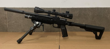 Vendo pistola de PCP snowpeak Pp750 en calibre 4,5 junto con los siguientes accesorios:
Visor theta optics 00