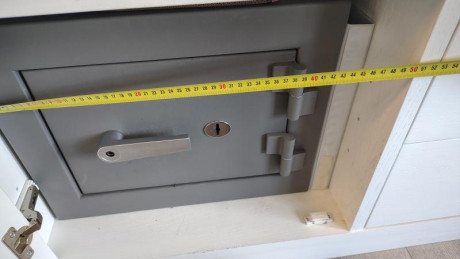 Me quito la F, vendo
una cz 75 customizada por Armería Martinez para ipsc, o standar, 2 cañones, cambiadas 42