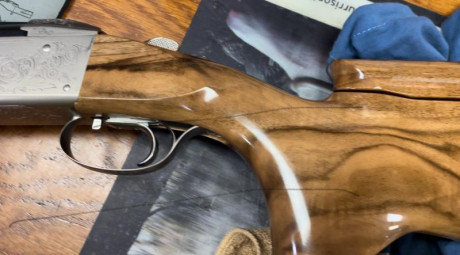 Escopeta con dos años, culata y guardamanos originales sin modificar. Posibilidad de una culata personalizada. 00