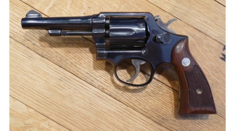 Saludos compañeros, busco revólver Smith modelo22-4(45 acp) o bien modelo 10 del 38. Ofertas por privado, 01