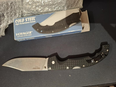 Vendo cold steel voyager,siempre en vitrina
120 euros,portes a cargo del.comprador si los hubiera. 20260408_090155.jpg 00