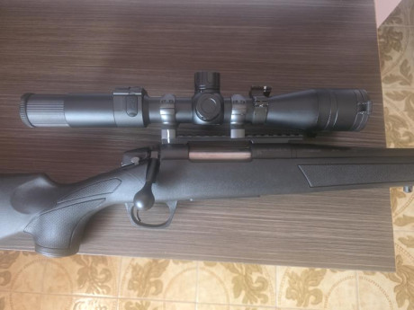Tengo un rifle CVA CASCADE BLK, en cal. 308w., apertura de cerrojo 70º, como de estreno, con 10 cartuchos 00