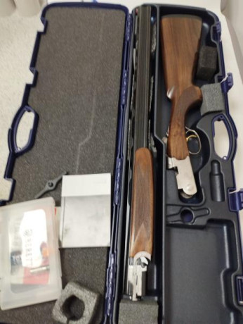 Un conocido vende esta escopeta Beretta 686 Silver Pigeon, del calibre 410.
En perfectas condiciones, 02