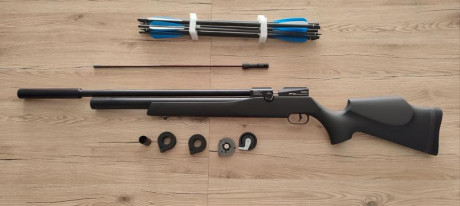 Hola, vendo esta carabina en cal 4.5 y añado el cañon de flechas con 8 flechas,
Lleva plenum Fx instalado, 02