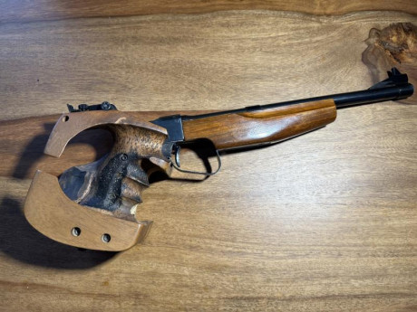  VENDO PISTOLA TOZ 35 ARMA PARA LA MODALIDAD DE PISTOLA LIBRE  

Vendo pistola TOZ 35 arma para la molalidad 01