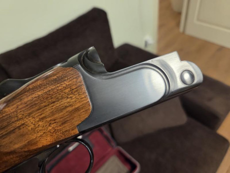 Kemen T4 fabricada y estrenada en 2021, con documentación. 4 cajones disparados. 5 chokes Briley con rosca 11