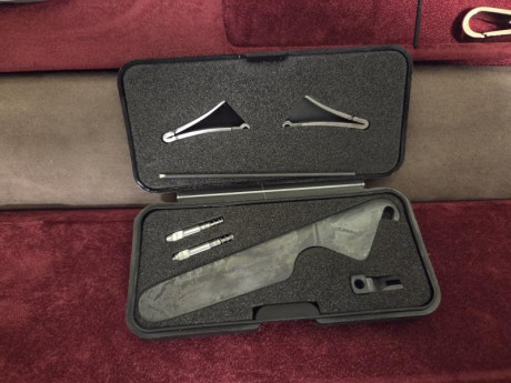 Kemen T4 fabricada y estrenada en 2021, con documentación. 4 cajones disparados. 5 chokes Briley con rosca 31