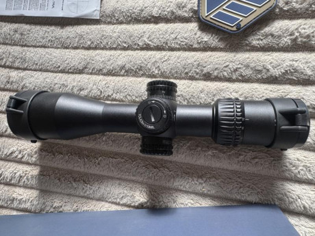 Vendo visor vector óptics veyron 3-12x44 con apenas 50 disparos del .22, primer plano focal, influye anillas, 00