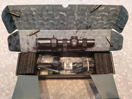 Pues por no serme útil para cazar a rececho..pongo a la venta este visor vortex strike eagle de 1-8x24 12