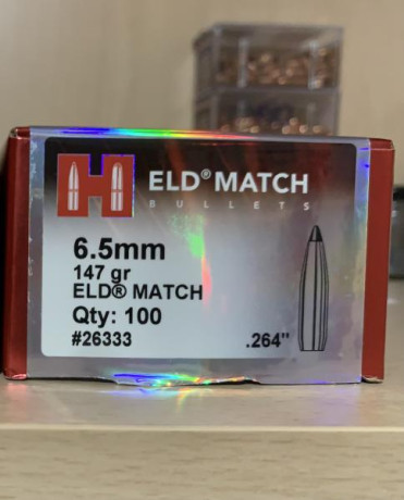 Cinco cajas por 300€ más portes. 00