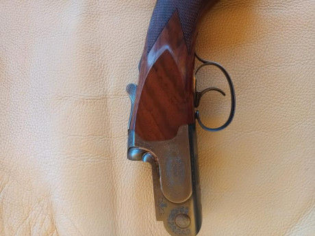 En Venta escopeta de Trap Caesar Guerini. Cañón de 76, Gatillo ajustable, buen estado general, Choques 02