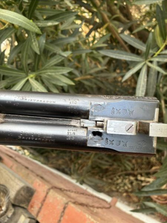 Hola, con pena, pero voy a vender mi joya armera.

Es una Victor Sarasqueta modelo 206-E, con 71 cm de 21