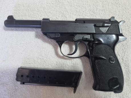 Se vende pistola Walther P38 del calibre 9 Parabellum con armazón de aluminio en buen estado. Precio 380 01