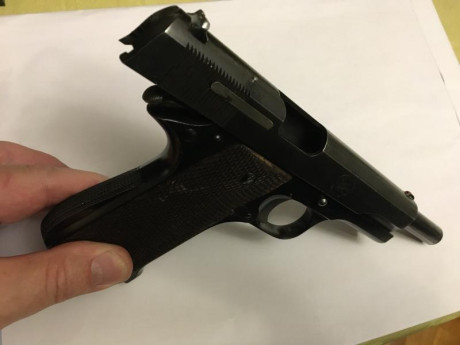 Se vende STAR DEL 9mm largo.
STAR DEL 9mm largo A .
499 euros..
Muy poco uso. 40