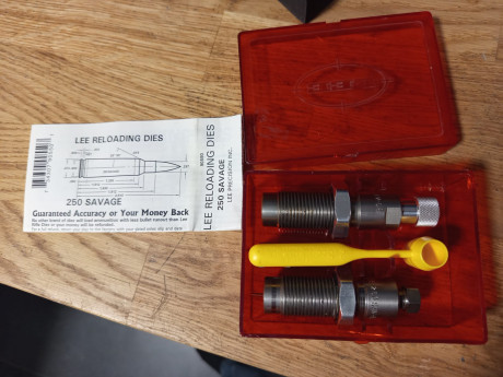 Hola por exceso de armas en mi armero, vendo mi Savage 99 en calibre Savage 250/3000.

El arma funciona 32