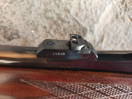 VENDO RIFLE WEATHERBY MODELO MK5 EN EL DESEADO CALIBRE .300 WEATHERBY MAGNUM, CON MIRA TELESCÓPICA WEATHERBY 40