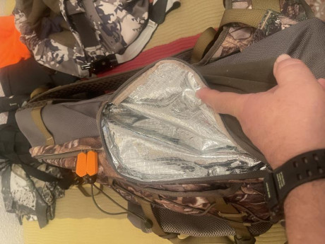  a la venta esta estupenda mochila de caza, la compré y por ser un poco mas grande que con la que cazo, 10