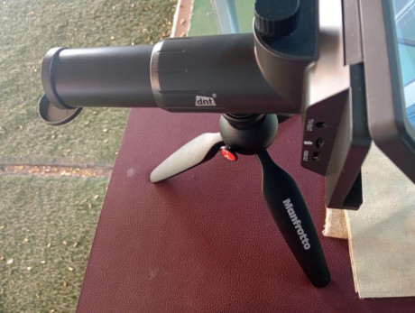 Telescopio digital dnt DigiTele PRO con trípode manfrotto que le da mayor estabilidad, incluido trípode 10