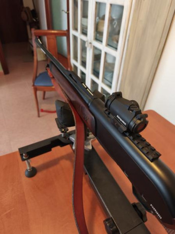 Vendo mi winchester sxr 3006 pocos disparos y muy bien cuidado. El punto rojo no va incluido. Precio 750er 10