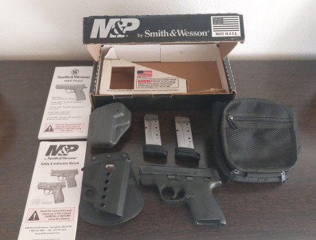  Buenas tardes

Mi hermano pone en venta su arma de uso personal, se trata de una S&W modelo M&P9 00