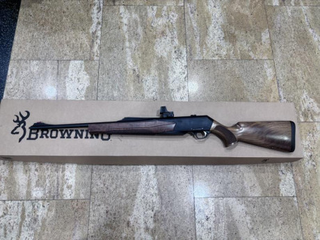 Semiautomático BROWNING bar mk3 , calibre 30-06 con bases originales warne , cañón acanalado, y visor 00