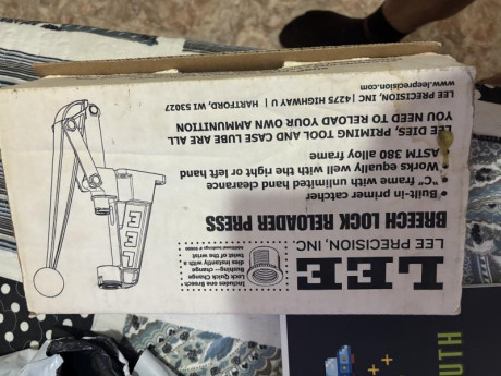 Vendo estos dies por que ya no recargo, hay un que se me rompió la aguja y forcé la tuerca u está casi 10