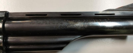 Buenos días.
Cambio Revolver marca Llama, calibre 44 Magnum, modelo Supercomanche, por pistola o revólver 01