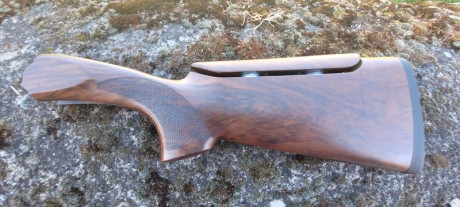 Vendo culata Beretta de diestro con lomo regulable   valida para Beretta  686,687,682,690,692 y 694 en 01