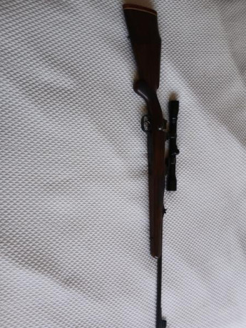 Vendo rifle VOERE calibre 30-06 con monturas apel y visor Lisenfeld 4x32 y maderas al aceite recién hechas. 02