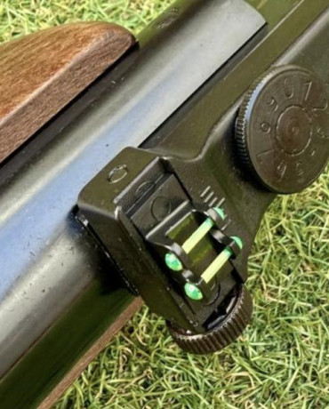 Saludos...
Me han regalado un par de Cometa mod.100,una normal y la otra Premiun (la que lleva punto de 00