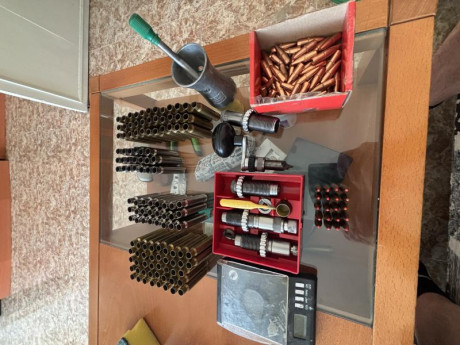 Vendo 120 vainas  calibre 338 wm. El precio 120 euros más envío. Hay de primero y segundo tiro. 
No vendo 02