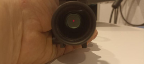 Se vende aimpoint h34 S Hunter con anillas desmontables warne, se encuentra en Pamplona, , 650+ gastos 01