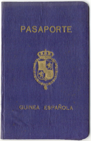  EN RECUERDO Y HOMENAJE A LOS QUE YA NO ESTÁN. 

Si pones en  GOOGLE    PASAPORTES EN LA MEMORIA   da 40