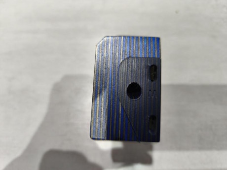 Buenos días ,vendo cacha para walther GSP 500 talla M
sin ningún tipo de modificación ,en perfectas condiciones 02