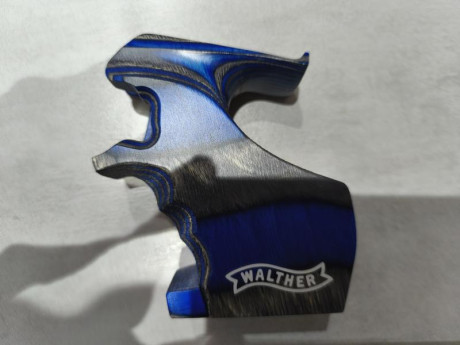 Buenos días ,vendo cacha para walther GSP 500 talla M
sin ningún tipo de modificación ,en perfectas condiciones 00