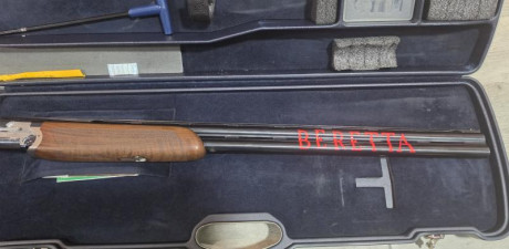 Se vende escopeta Beretta 694 modelo trap, esta en perfecto estado tanto estético como de funcionamiento.

La 02
