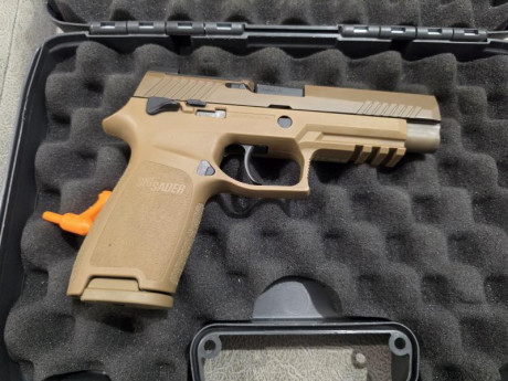 Se vende sig sauer m17 en buen estado, funcionando correctamente.
La pistola la compre por capricho y 00