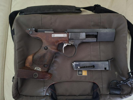 Vendo dos pistolas Unique, una del 22 lr, y otra de 32 sw, ambas en perfecto estado de uso y funcionamiento.

No 12