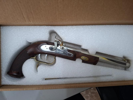 Se vende pistola para modalidad Kuchenreuter, marca Ardesa, modeo William Parker of Londo Pistol, casi 00