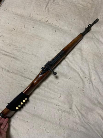 Buenos dias, vendo un cetmeton fr-8 , calibre 308win se encuentra en Salamanca, preferible venta en mano, 00