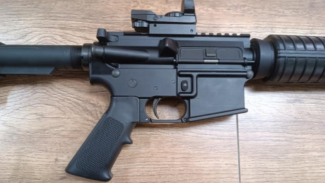 Vendo precioso rifle Oberland Arms modelo OA-15, del calibre 222 REM. Está impoluto,como se puede ver 00