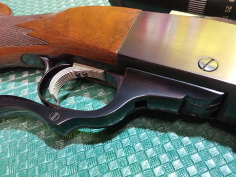 Buenos días compañeros.
Pongo a la venta dos armas emblemáticas dentro de su segmento. Dos Ruger americanos.

- 10